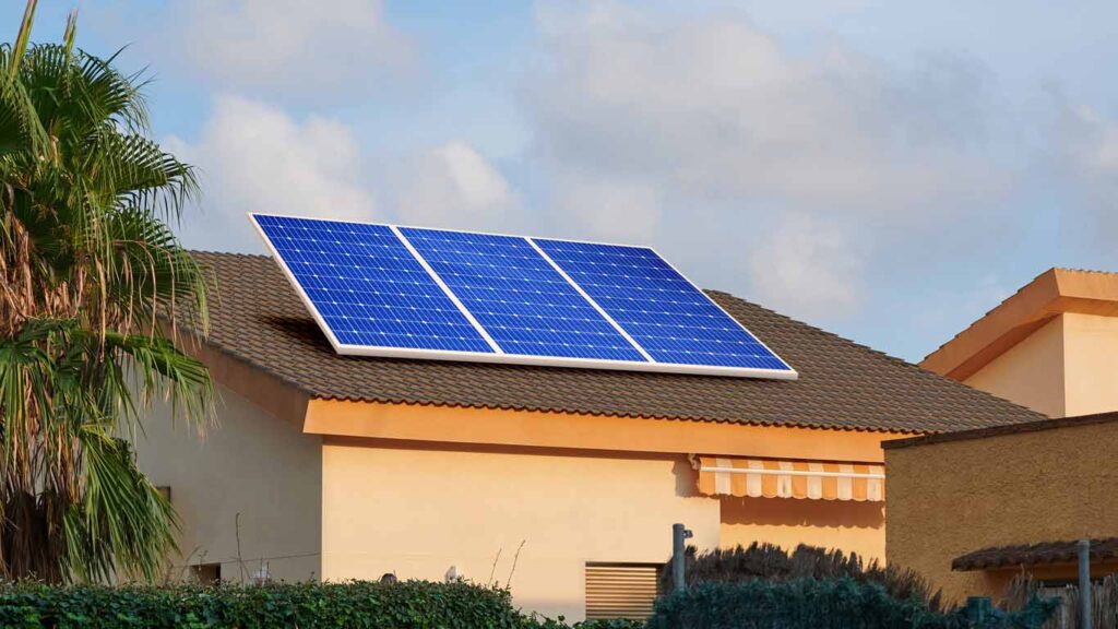 Paneles Solares Residenciales - En el trayecto hacia un hogar más iluminado y sostenible